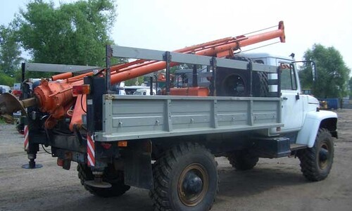 Буровая установка БКМ-350