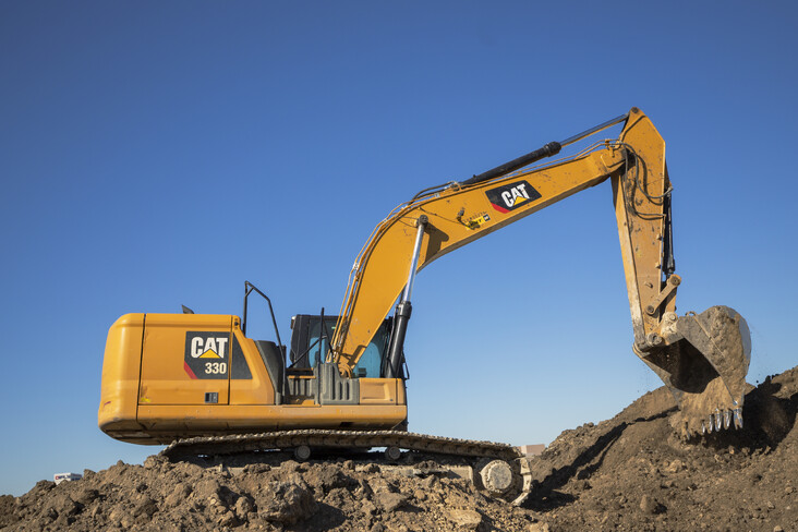 Аренда гусеничного экскаватора Caterpillar 330